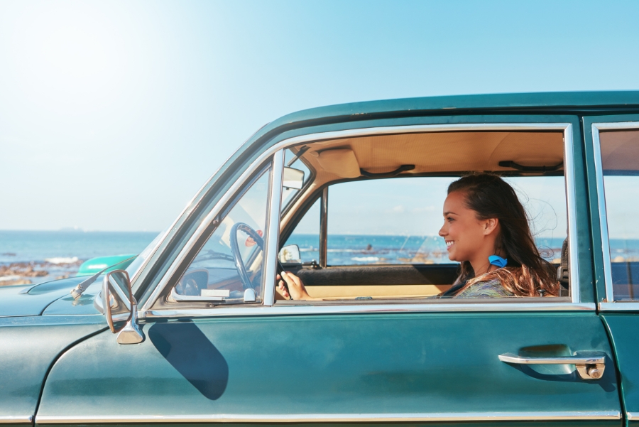 A Guide to Driving Around New Providence Island in the Bahamas