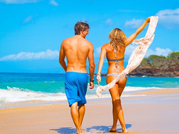 Plan the Perfect Romantic Road Trip Across the Bahamas for Couples