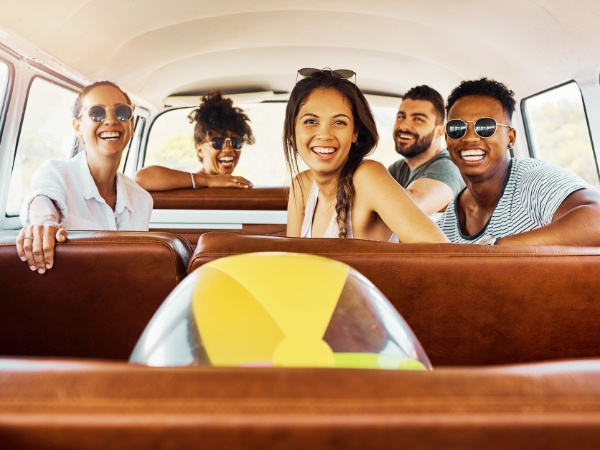 West Nassau vs East Nassau by Car: Which Side Should You Explore